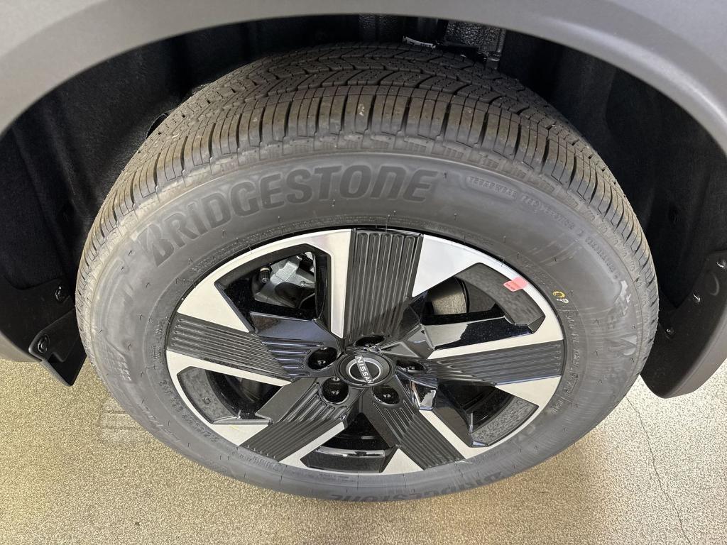 new 2025 Nissan Kicks car, priced at $23,171