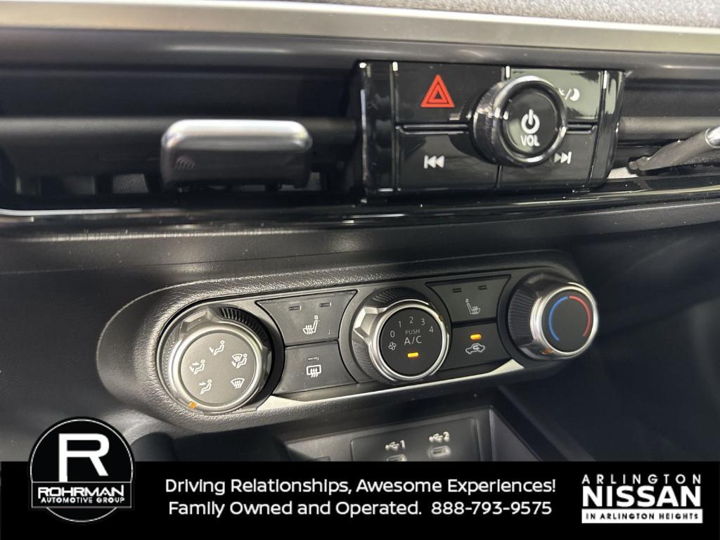 new 2025 Nissan Kicks car, priced at $27,671