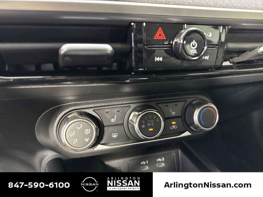 new 2025 Nissan Kicks car, priced at $26,365