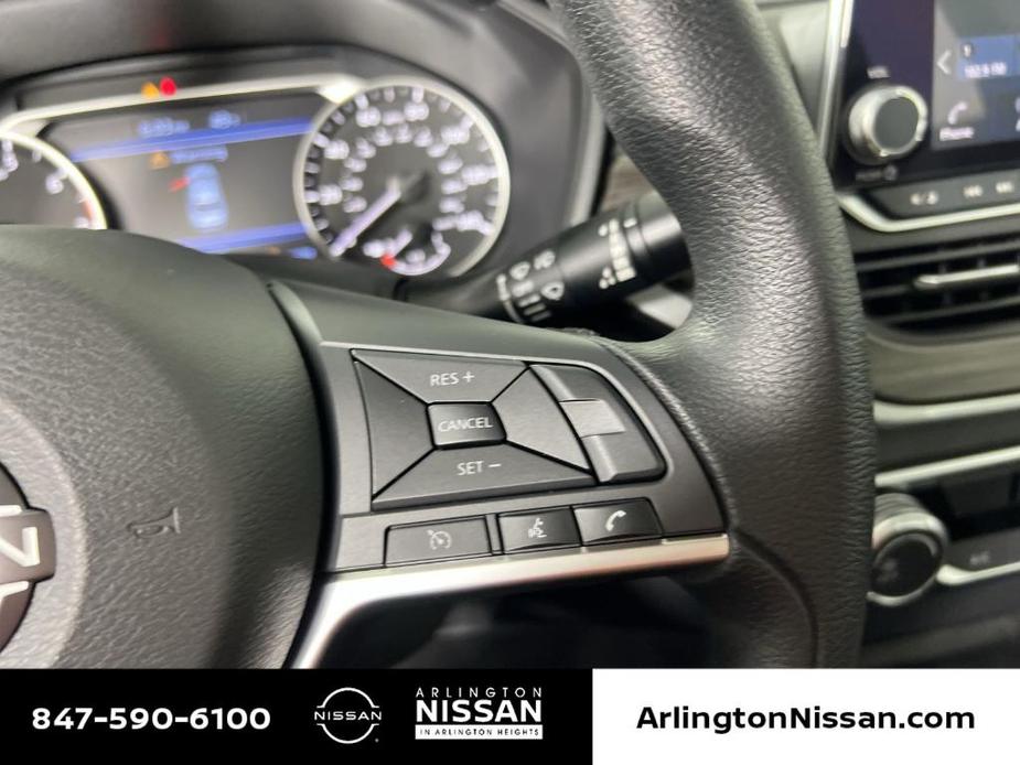 new 2025 Nissan Altima car, priced at $24,925