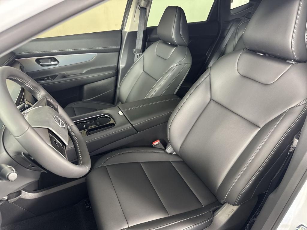 new 2025 Nissan Murano car, priced at $41,611