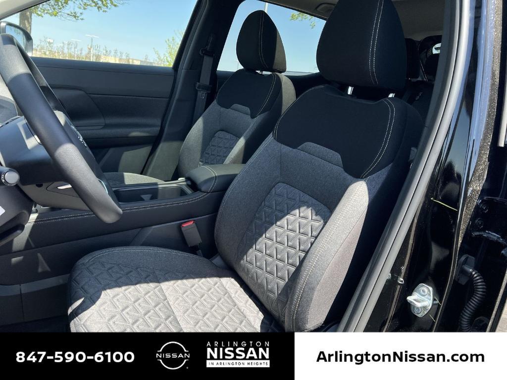 new 2025 Nissan Kicks car, priced at $26,865