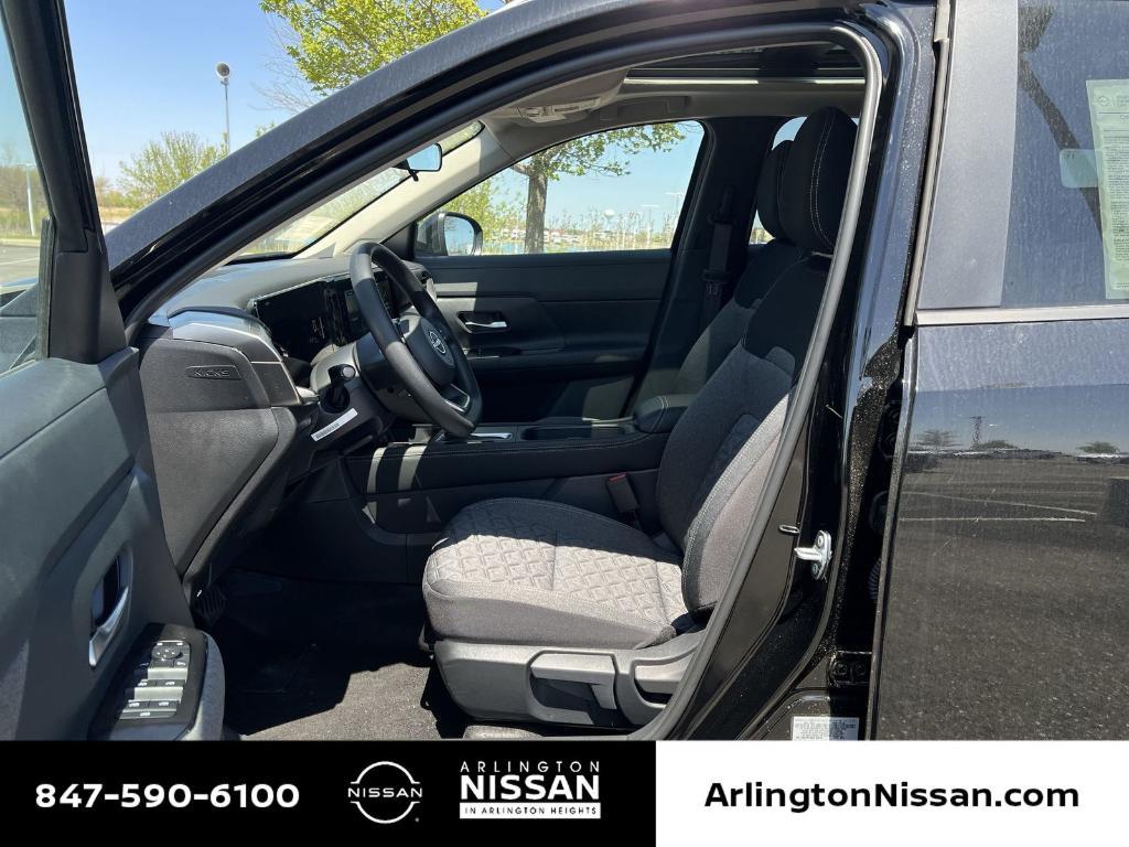 new 2025 Nissan Kicks car, priced at $26,865