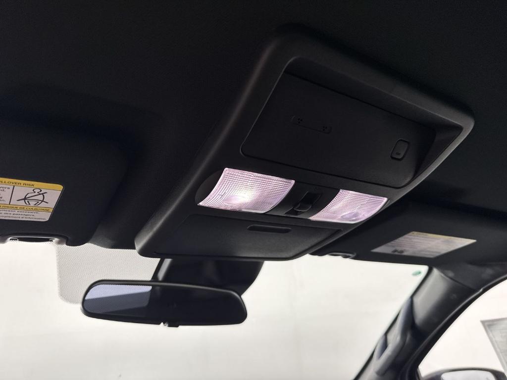 new 2025 Nissan Frontier car, priced at $40,422