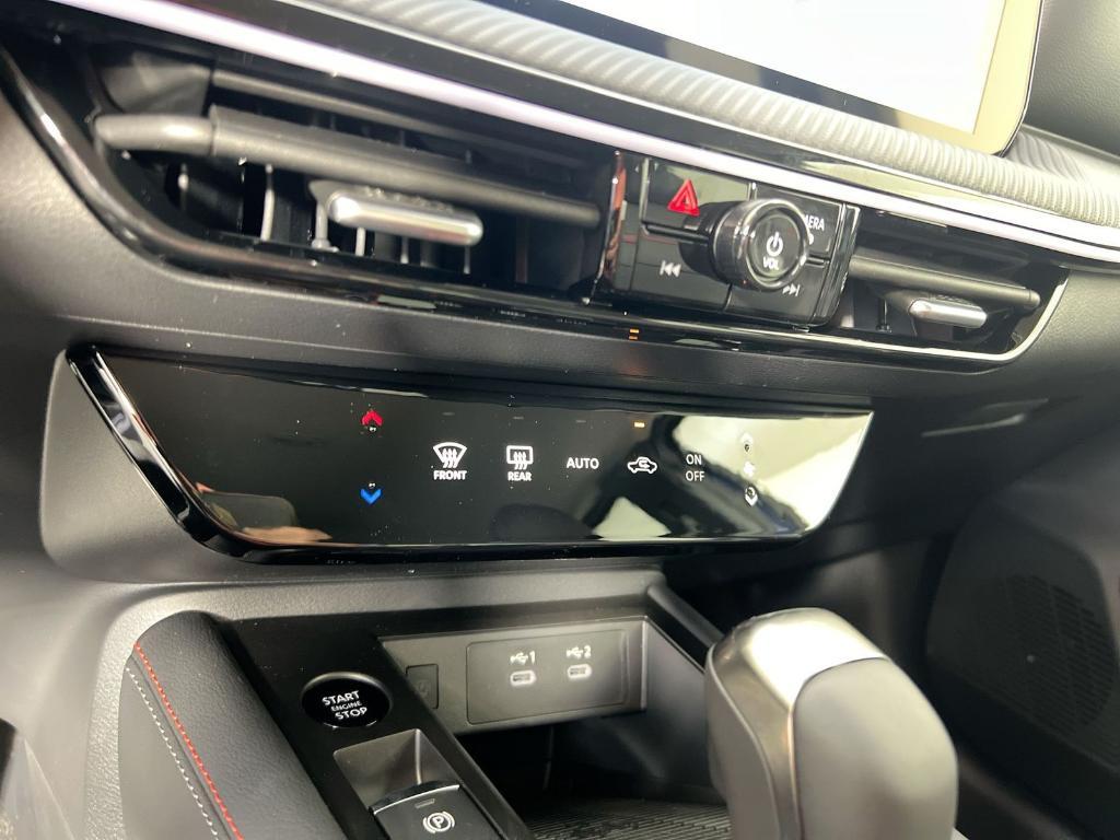 new 2025 Nissan Kicks car, priced at $25,531