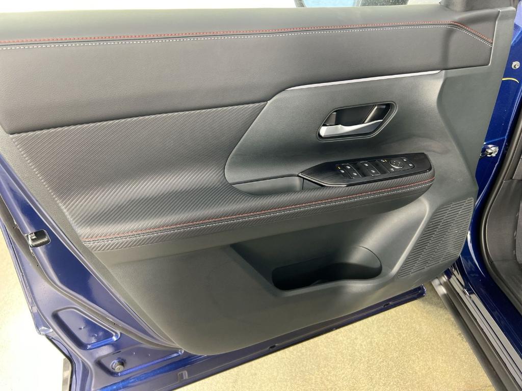 new 2025 Nissan Kicks car, priced at $25,531