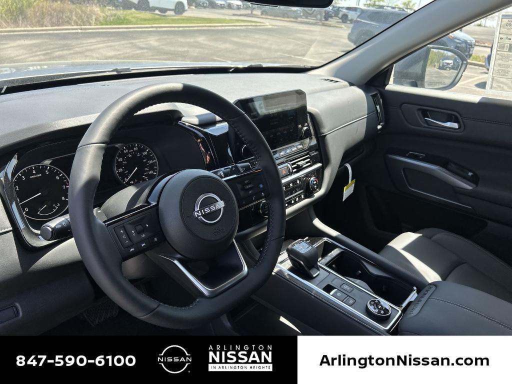 new 2025 Nissan Pathfinder car, priced at $39,769