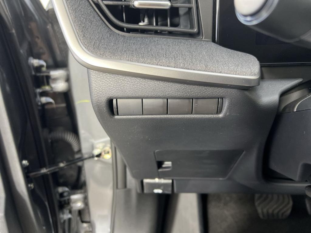 new 2025 Nissan Kicks car, priced at $22,671