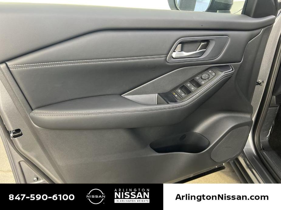 new 2024 Nissan Rogue car, priced at $27,248