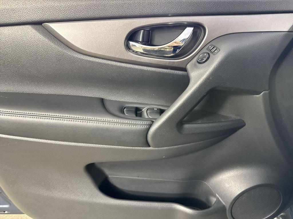 used 2016 Nissan Rogue car, priced at $9,487