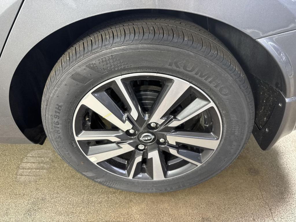 new 2025 Nissan Versa car, priced at $18,002