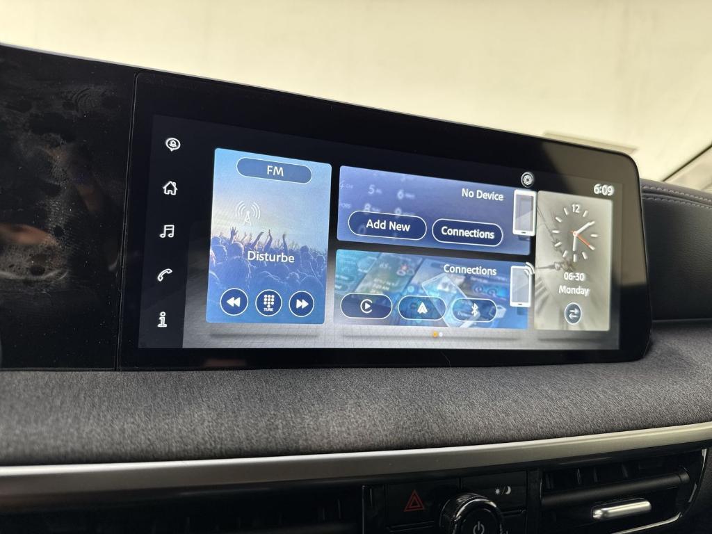 new 2025 Nissan Kicks car, priced at $21,184