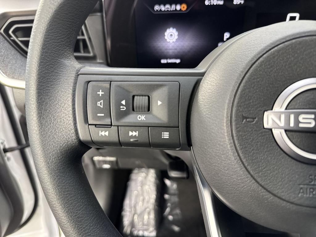 new 2025 Nissan Kicks car, priced at $21,184