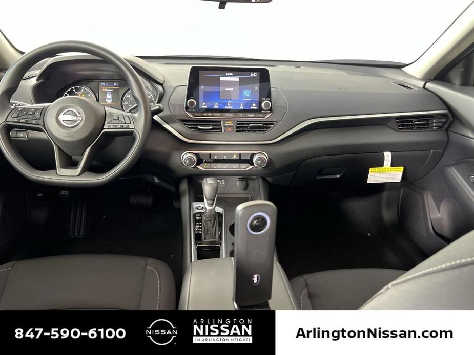 new 2025 Nissan Altima car, priced at $23,124