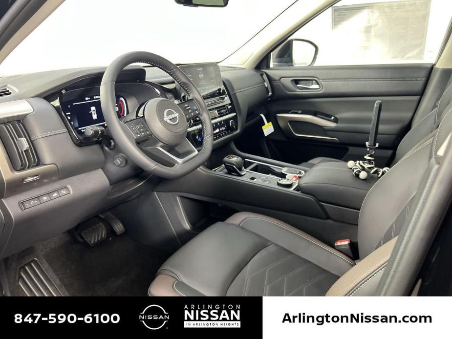 new 2024 Nissan Pathfinder car, priced at $39,088