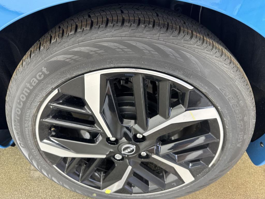 new 2025 Nissan Versa car, priced at $19,080