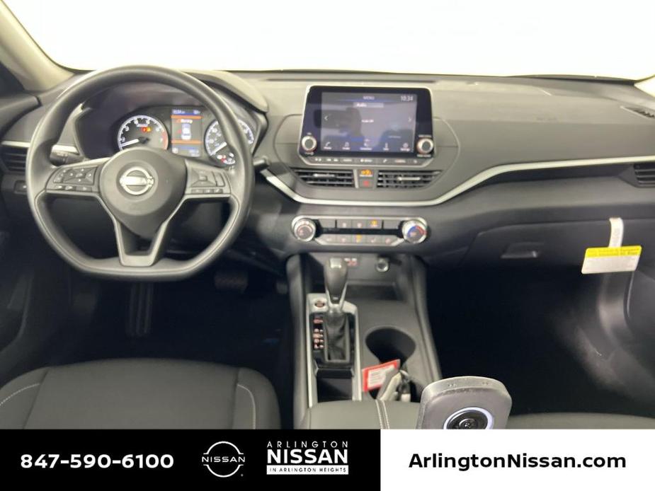 new 2025 Nissan Altima car, priced at $23,124