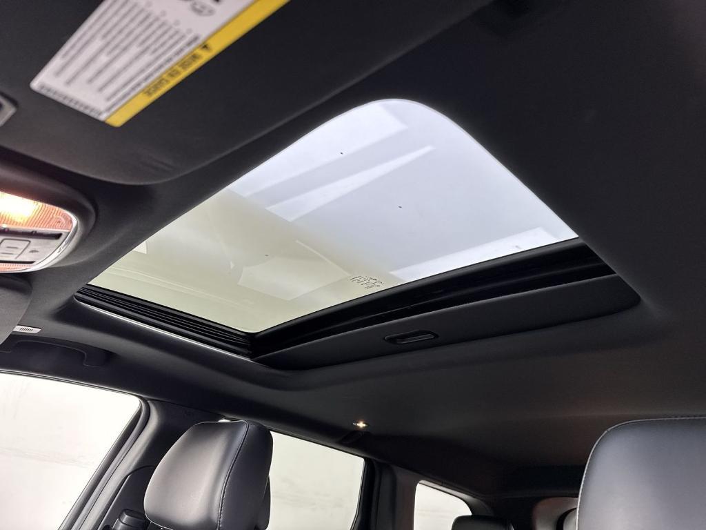 used 2022 Jeep Grand Cherokee WK car, priced at $27,526