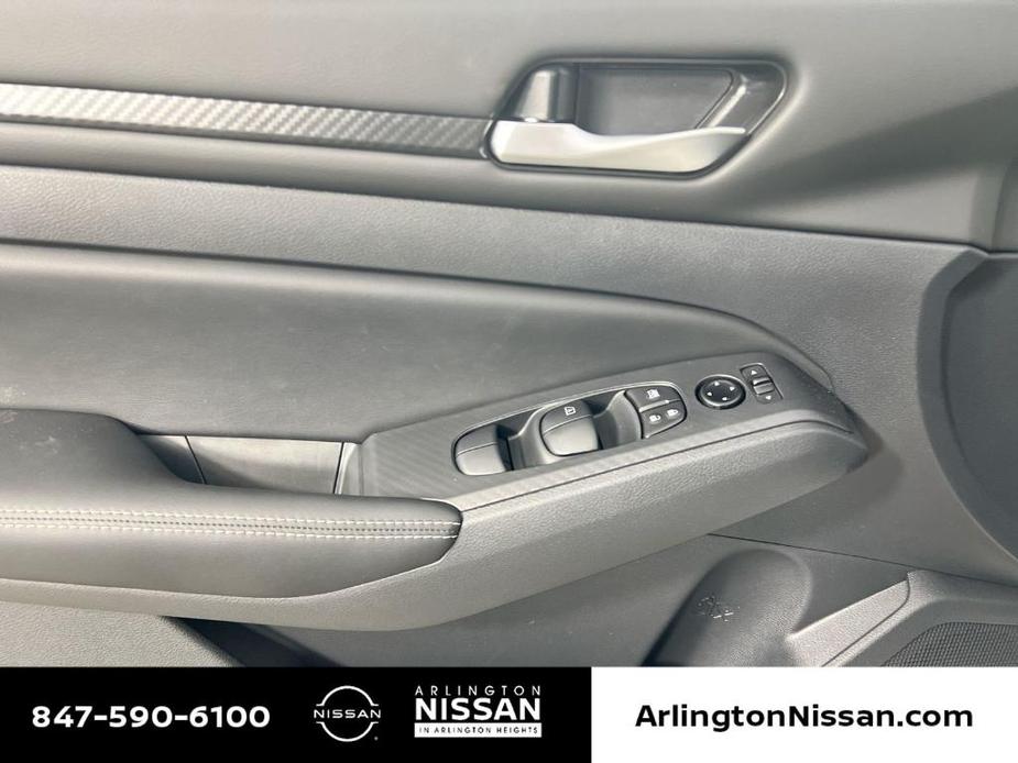 new 2025 Nissan Altima car, priced at $24,925