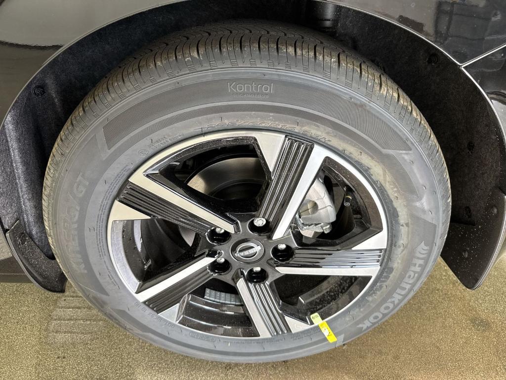 new 2025 Nissan Sentra car, priced at $20,034