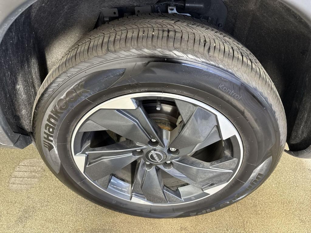 used 2025 Nissan Rogue car, priced at $24,750