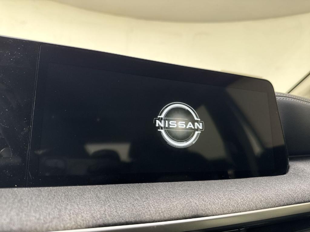 new 2025 Nissan Kicks car, priced at $24,879