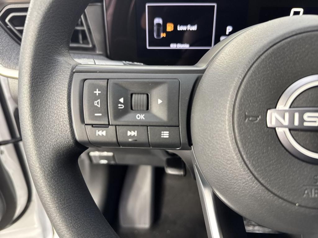 new 2025 Nissan Kicks car, priced at $24,879