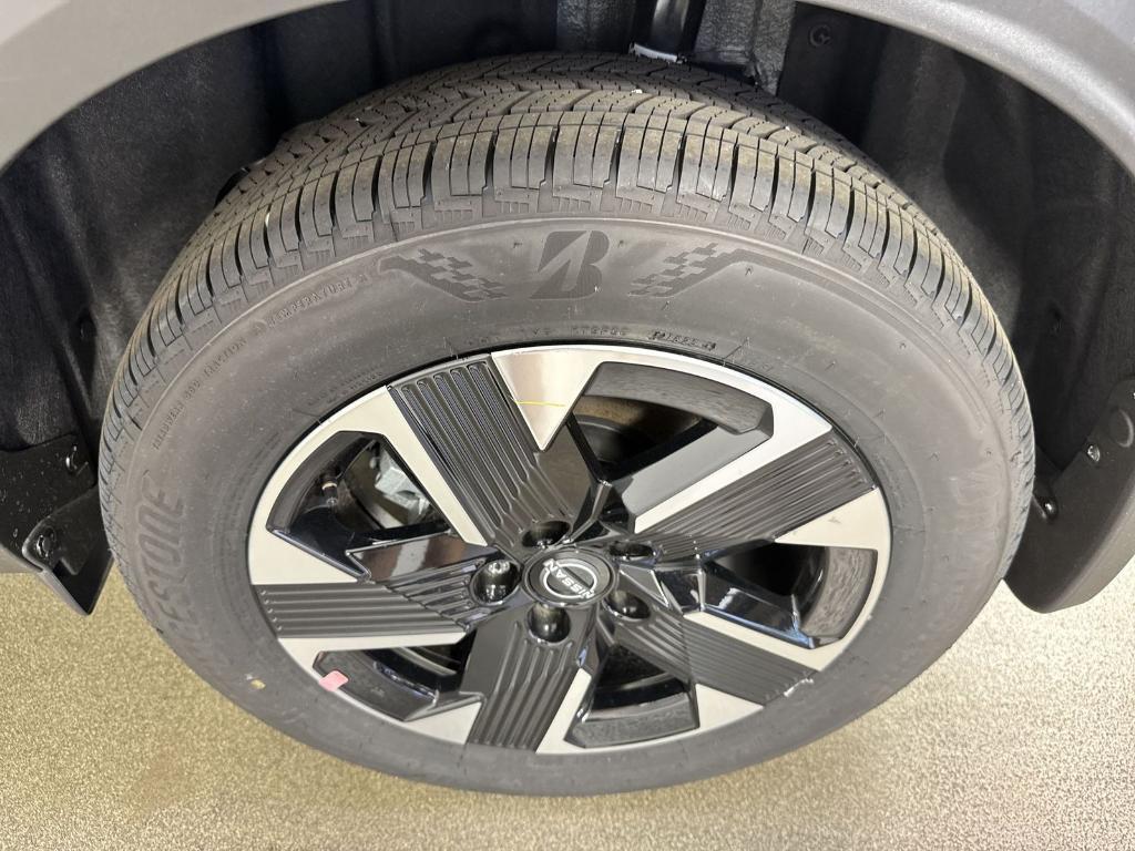 new 2025 Nissan Kicks car, priced at $22,843