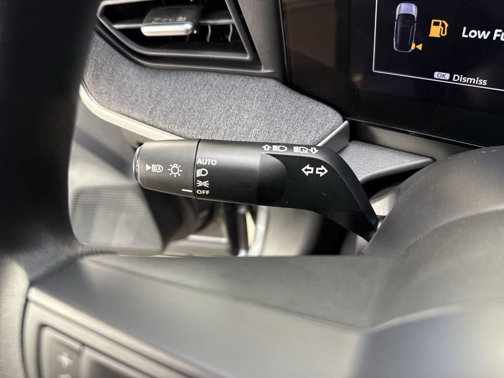 new 2025 Nissan Kicks car, priced at $24,843