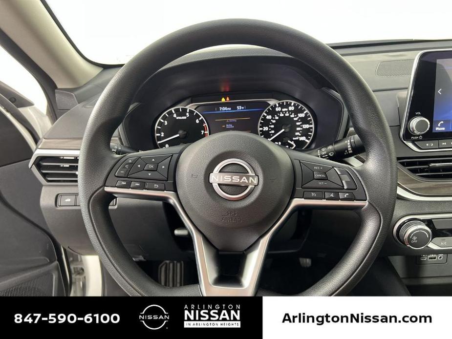 new 2025 Nissan Altima car, priced at $24,925