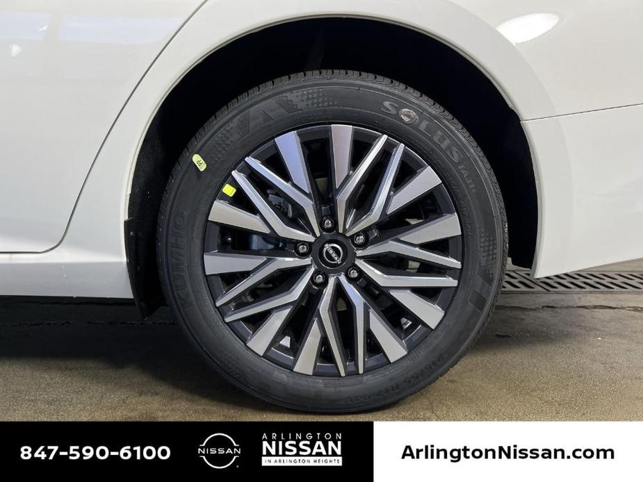 new 2025 Nissan Altima car, priced at $24,925