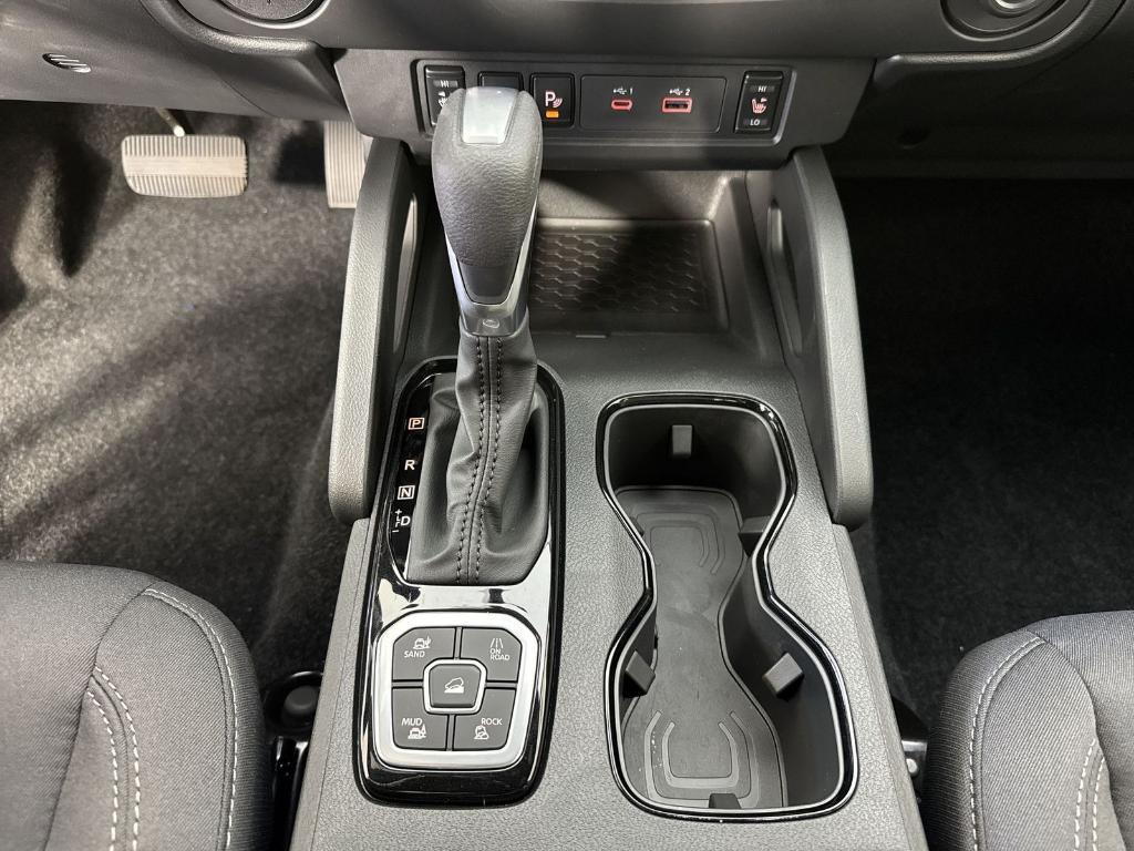 new 2026 Nissan Frontier car, priced at $39,671