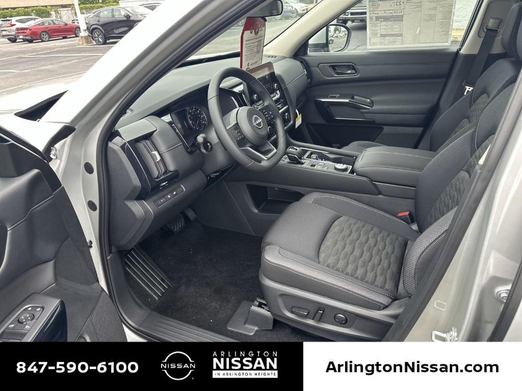new 2025 Nissan Pathfinder car, priced at $35,971