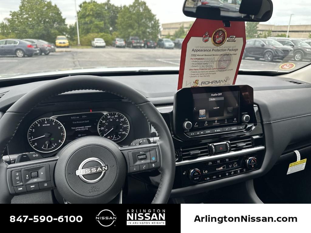 new 2025 Nissan Pathfinder car, priced at $35,971