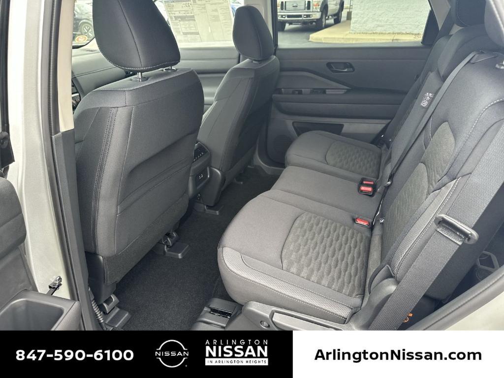 new 2025 Nissan Pathfinder car, priced at $35,971