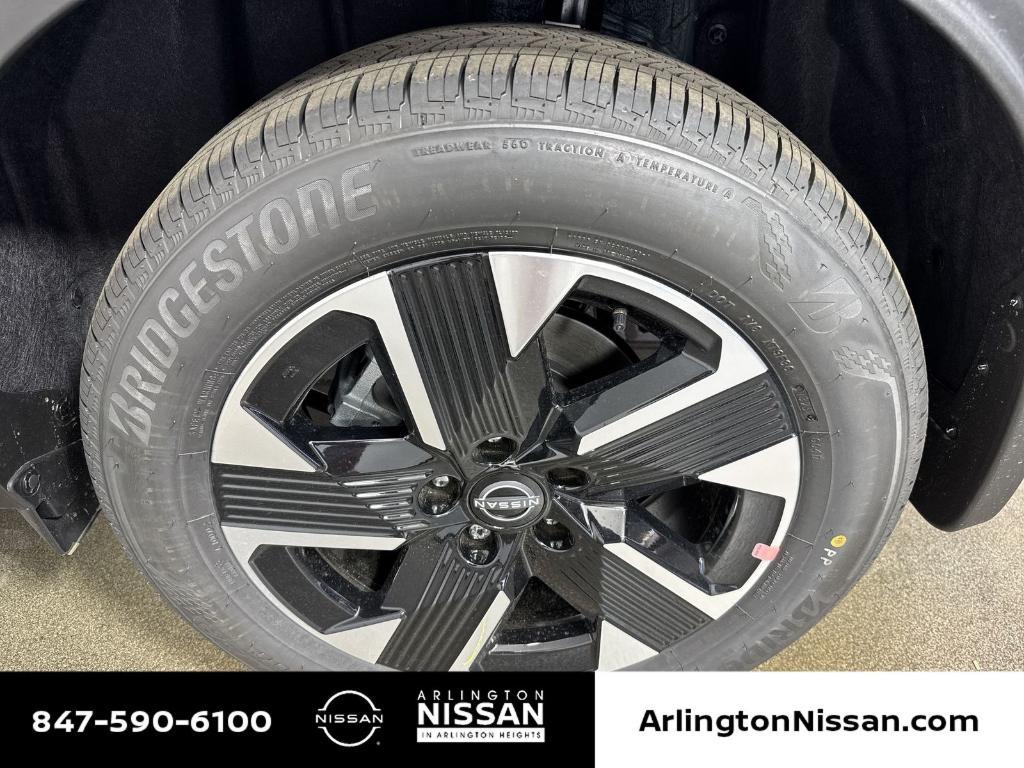 new 2025 Nissan Kicks car, priced at $27,583