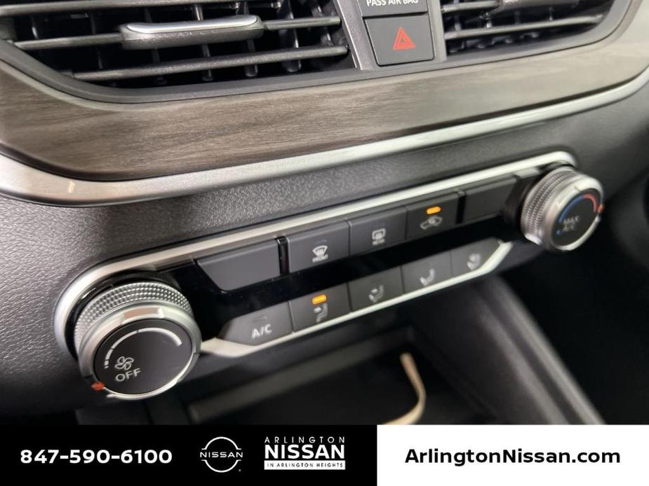 new 2025 Nissan Altima car, priced at $24,772