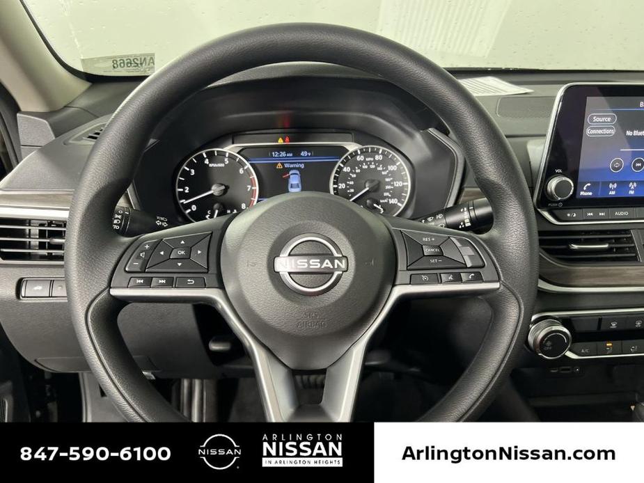 new 2025 Nissan Altima car, priced at $24,772