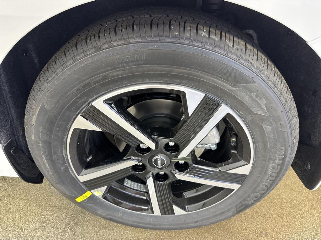 new 2025 Nissan Sentra car, priced at $20,562