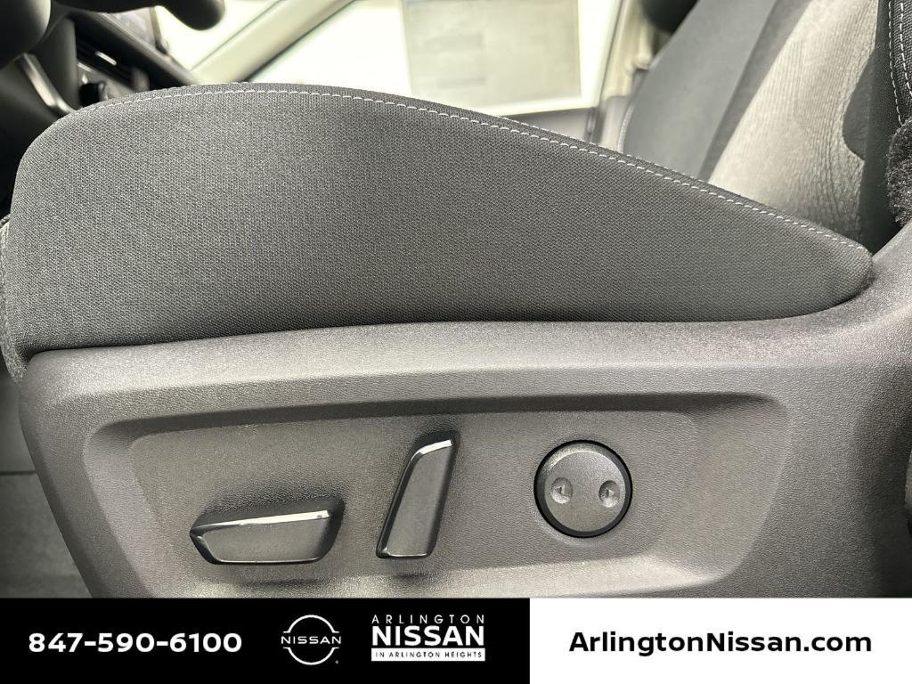 new 2025 Nissan Rogue car, priced at $30,175