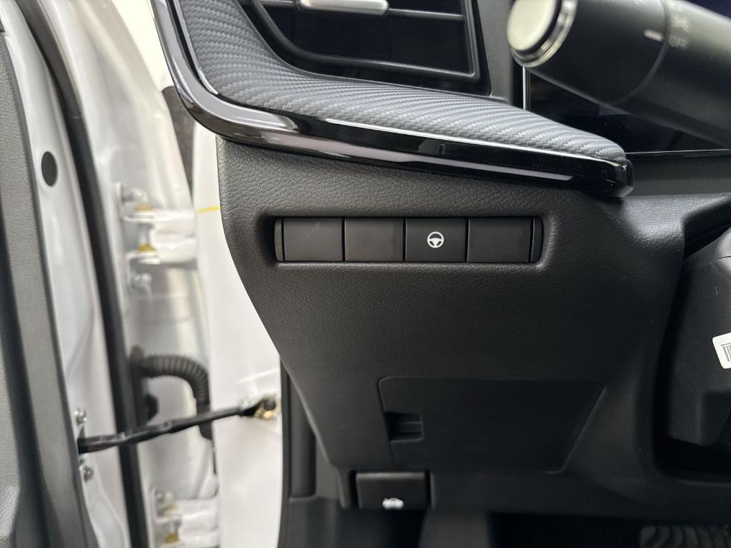 new 2025 Nissan Kicks car, priced at $23,819