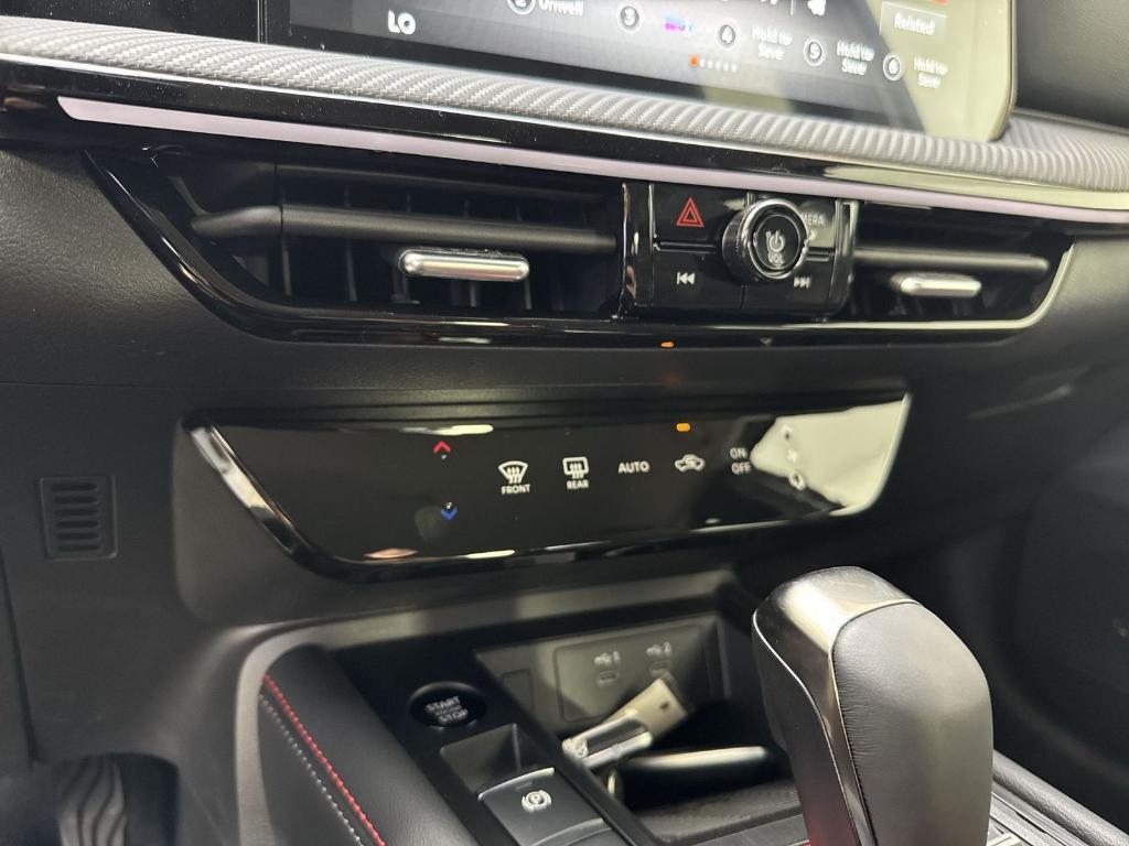 new 2025 Nissan Kicks car, priced at $23,819