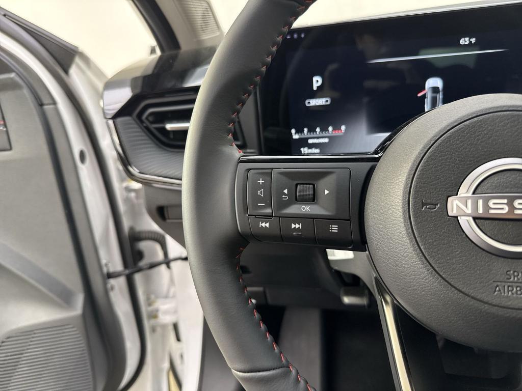 new 2025 Nissan Kicks car, priced at $23,819