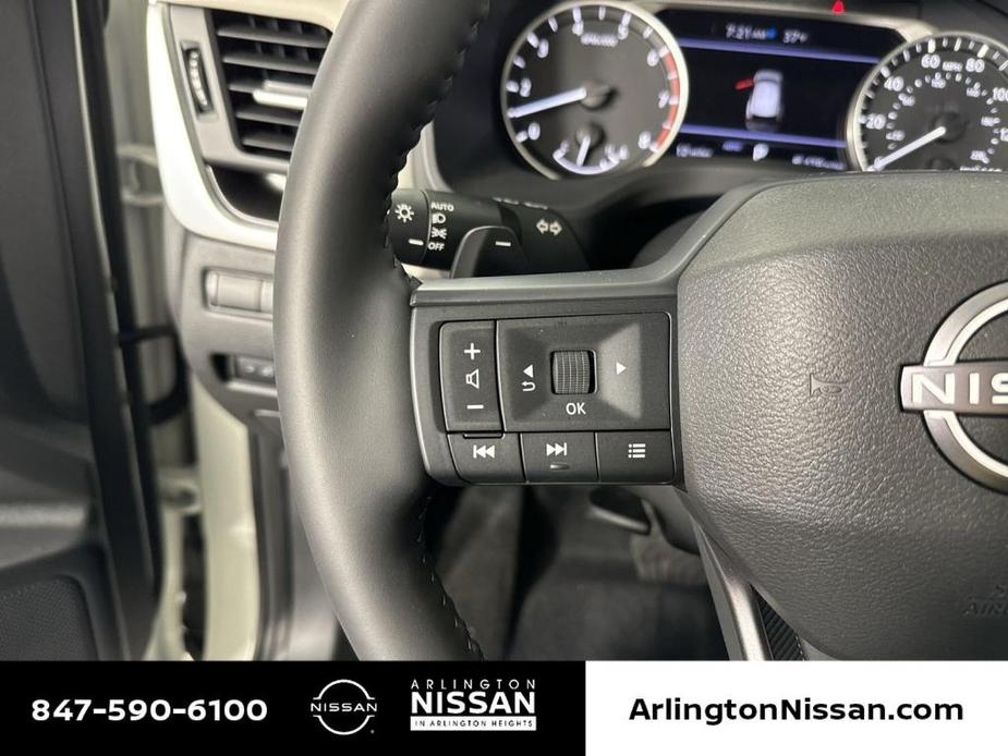 new 2025 Nissan Rogue car, priced at $30,559