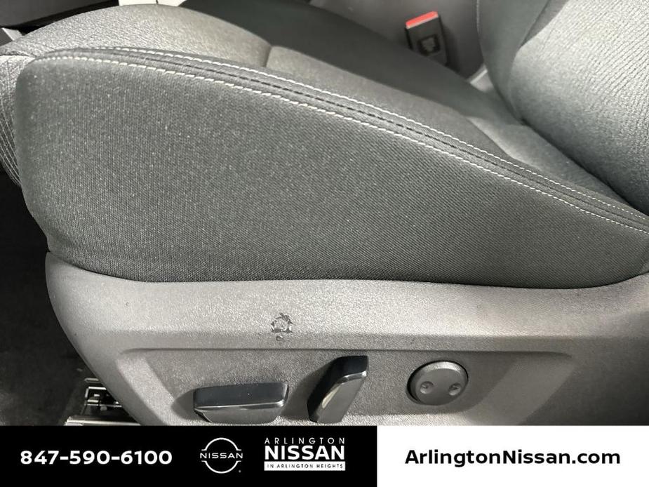 new 2025 Nissan Rogue car, priced at $30,175