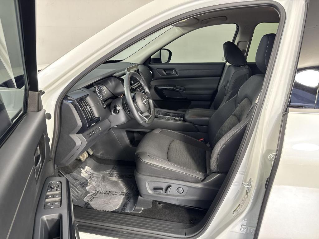 used 2023 Nissan Pathfinder car, priced at $29,995