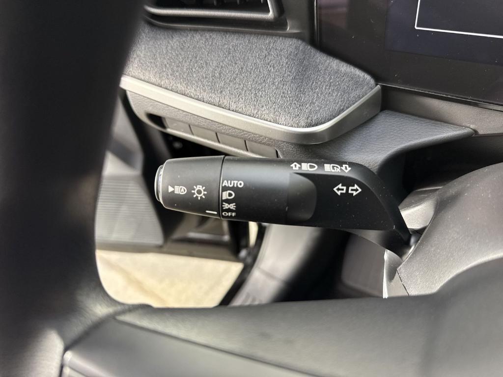 new 2025 Nissan Kicks car, priced at $22,755