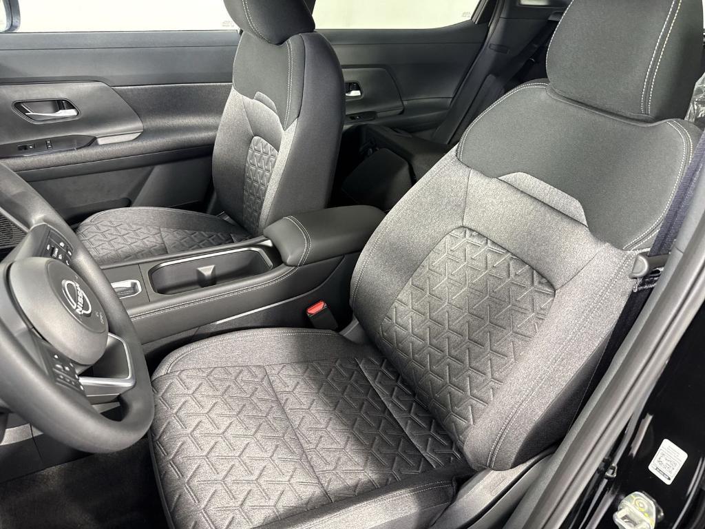 new 2025 Nissan Kicks car, priced at $22,755