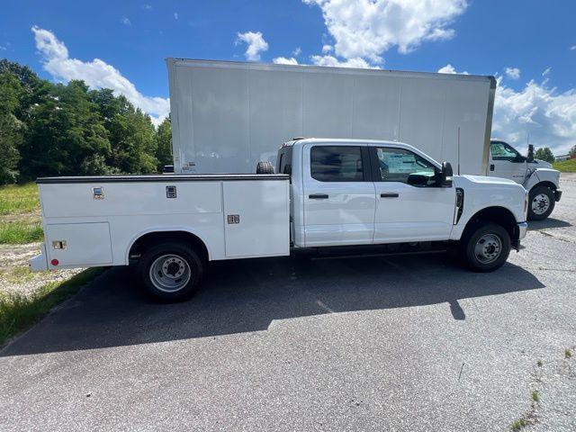 new 2025 Ford F-350 car, priced at $77,888