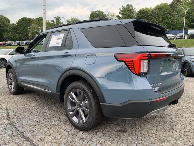 new 2025 Ford Explorer car, priced at $48,915